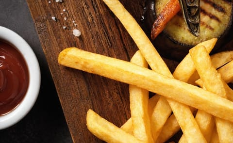 Farm Frites launches Extra - the newest crunch in town... Farm Frites launches Extra - the newest crunch in town...