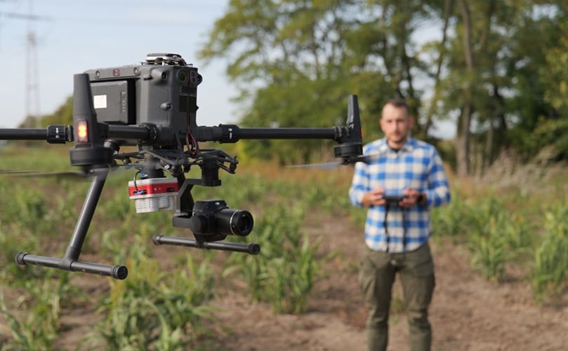 The farmer can generate images using a drone and receive prescription maps within minutes to hours The farmer can generate images using a drone and receive prescription maps within minutes to hours
