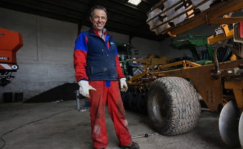 Fernando Benito, agricultor de Cantalapiedra. J. H. Fernando Benito, agricultor de Cantalapiedra. J. H.