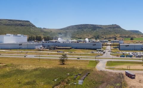 La compañía de origen canadiense, con el retorno de este impuesto, perdió alrededor de u$s 17 millones. En breve comenzará la construcción de la primera fábrica de la firma en territorio brasileño. La compañía de origen canadiense, con el retorno de este impuesto, perdió alrededor de u$s 17 millones. En breve comenzará la construcción de la primera fábrica de la firma en territorio brasileño.