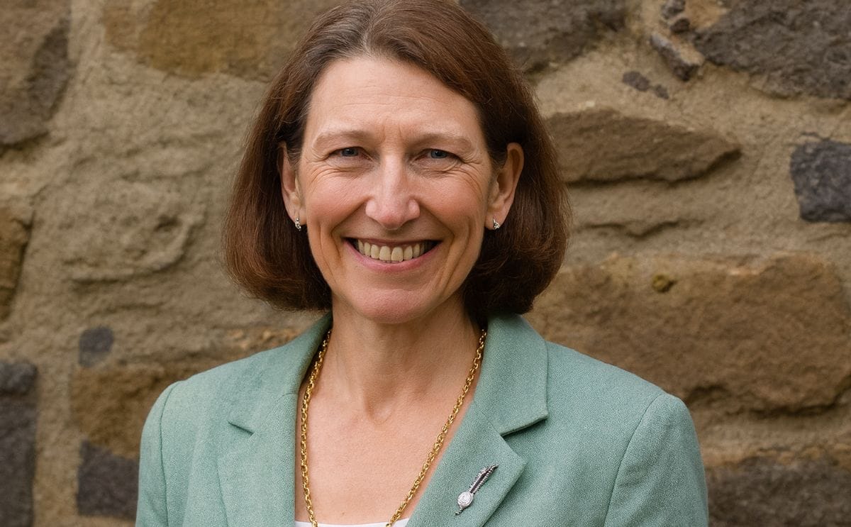 Fiona Fell Fiona Fell