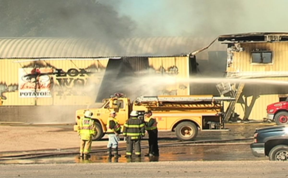 Fire destroys Lone Wolf Farms potato packing facility in Minto, ND Fire destroys Lone Wolf Farms potato packing facility in Minto, ND