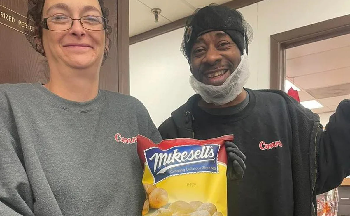 Conn’s Start Production of Mike-sell’s Chips after Purchasing Its Brand Licensing Conn’s Start Production of Mike-sell’s Chips after Purchasing Its Brand Licensing
