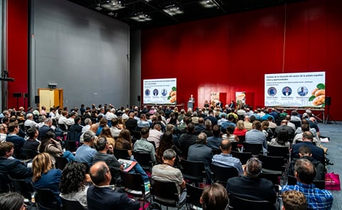 Professionals from across Europe gather at the 1st International Potato Symposium in Madrid to discuss key challenges and opportunities across the potato value chain. Professionals from across Europe gather at the 1st International Potato Symposium in Madrid to discuss key challenges and opportunities across the potato value chain.