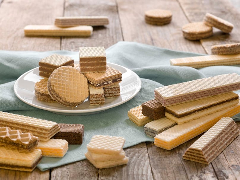 Flat wafers in assorted shapes, layered with a range of cream fillings. Flat wafers in assorted shapes, layered with a range of cream fillings.