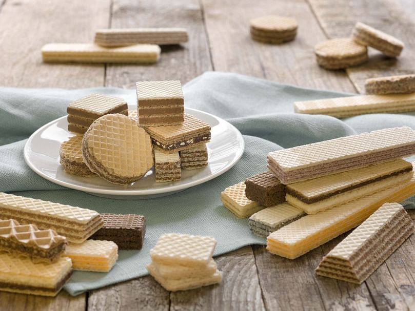 Flat wafers in assorted shapes, layered with a range of cream fillings. Flat wafers in assorted shapes, layered with a range of cream fillings.