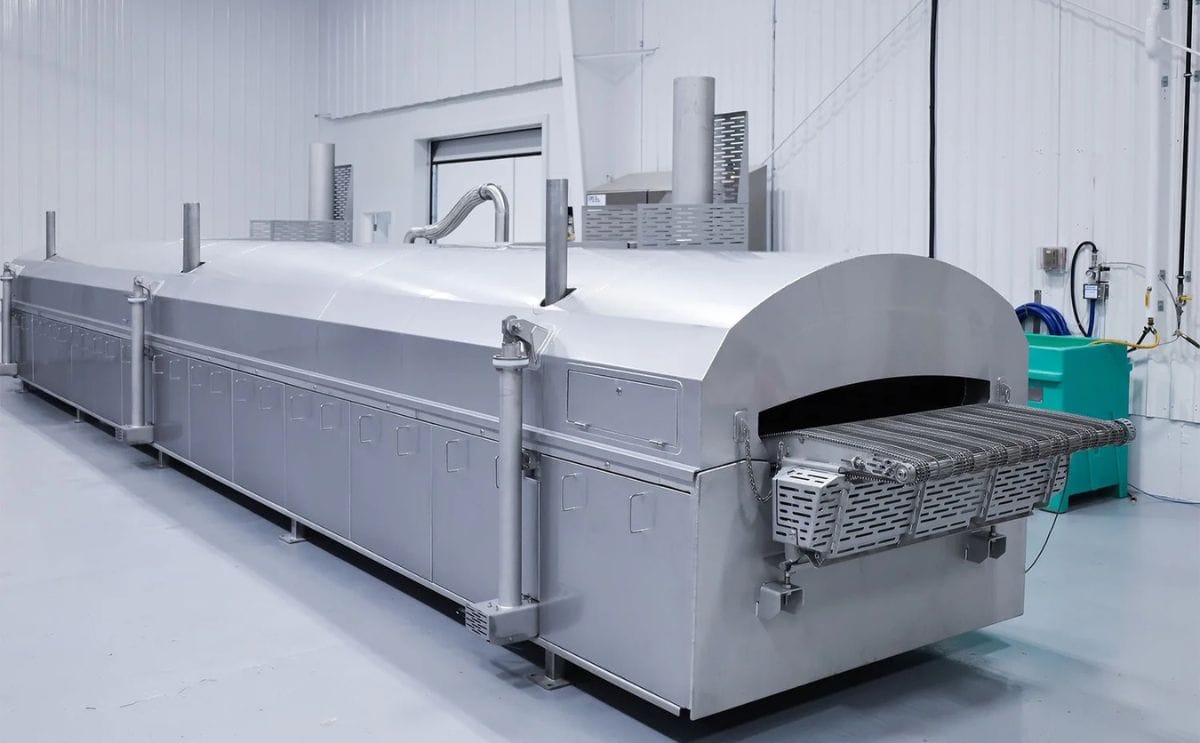 FPS Food Process Solutions and GEM Equipment of Oregon introduce the GEM VersaFry, a new fryer designed for precision frying of potato products, snacks and appetizers. FPS Food Process Solutions and GEM Equipment of Oregon introduce the GEM VersaFry, a new fryer designed for precision frying of potato products, snacks and appetizers.