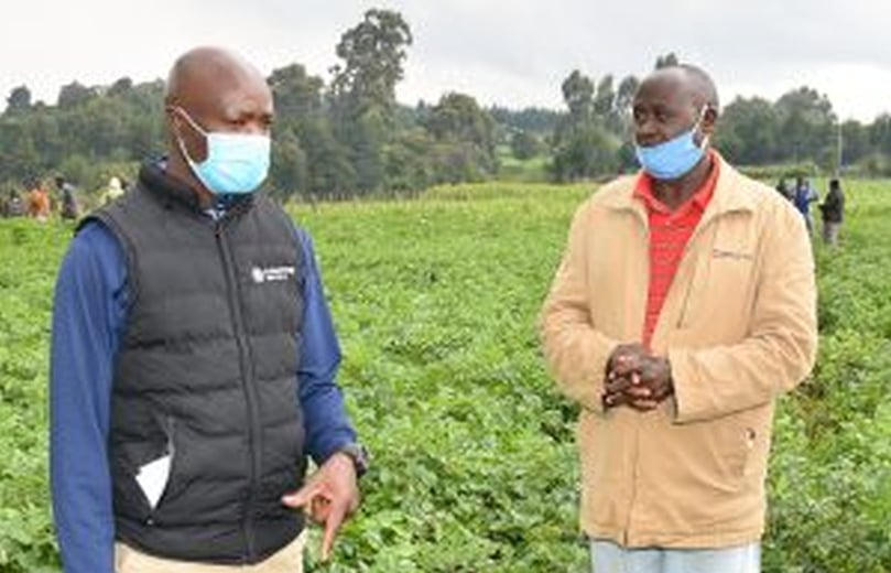 Francis Karanja, Corteva Agriscience EA Sales Leader(L) with Peter Chesum, a potato farmer, during a farmer’s field day in Ainabkoi Subcounty in Eldoret Francis Karanja, Corteva Agriscience EA Sales Leader(L) with Peter Chesum, a potato farmer, during a farmer’s field day in Ainabkoi Subcounty in Eldoret