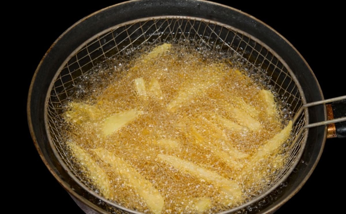 Are British consumers giving up on frying at home? Are British consumers giving up on frying at home?