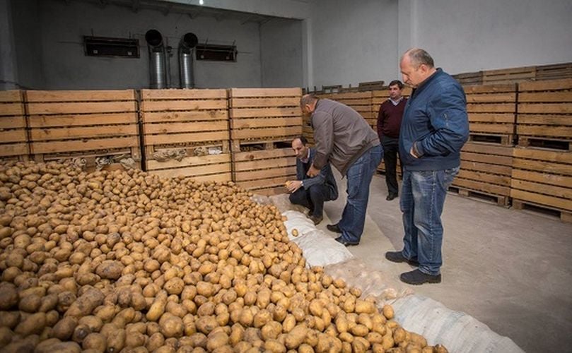 Georgia’s Agriculture Minister Levan Davitashvili visited Georgia's southern town of Akhalkalaki today and met local farmers.