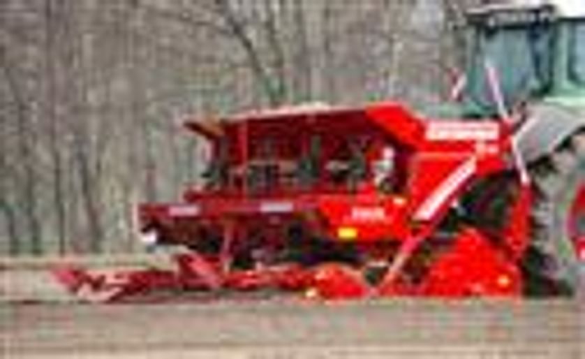 Massive presence of Grimme Agricultural Machinery at the Interpom | Primeurs 2012