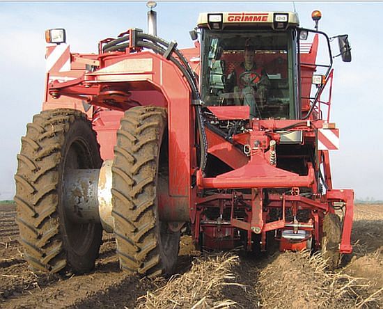 Grimme Varitron 200/270 potato harvester