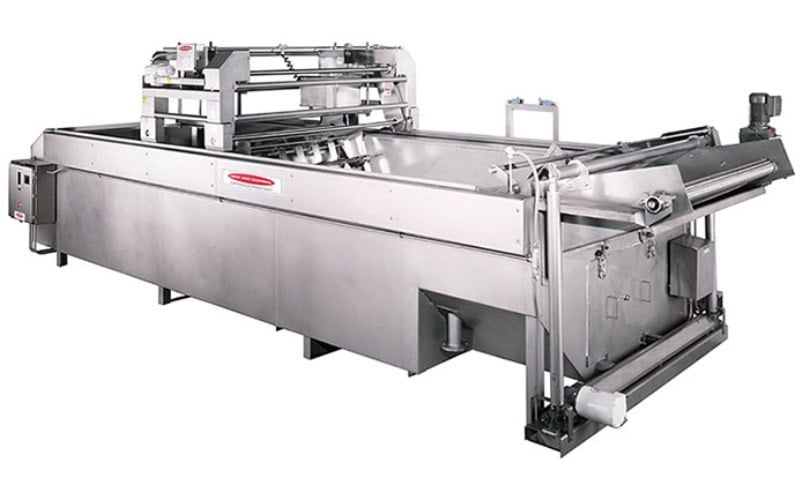Automatically produce consistently uniform kettle style potato chips with the Heat and Control Batch Fryer Automatically produce consistently uniform kettle style potato chips with the Heat and Control Batch Fryer