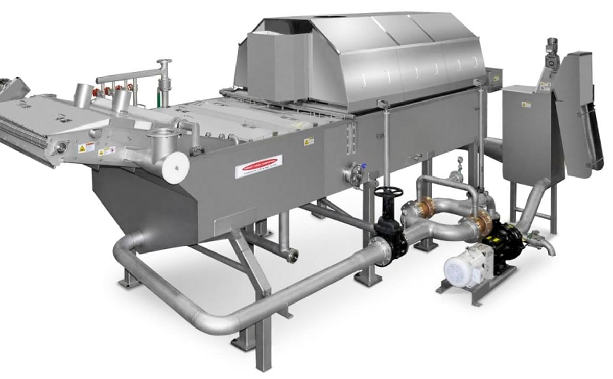 For potato chip manufacturers who want greater versatility from less floor space, Heat and Control helps out with this new combination potato slice speed washer / blancher.