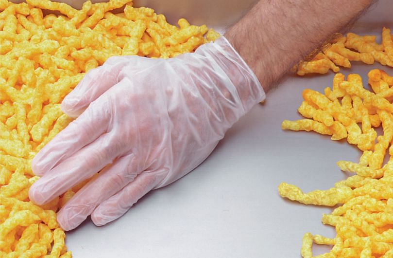 The smooth product movement in horizontal motion conveying eliminates breakage and build-ups of oil and seasonings
in the conveyor pan and the resulting frequent downtime needed for cleaning. The smooth product movement in horizontal motion conveying eliminates breakage and build-ups of oil and seasonings
in the conveyor pan and the resulting frequent downtime needed for cleaning.