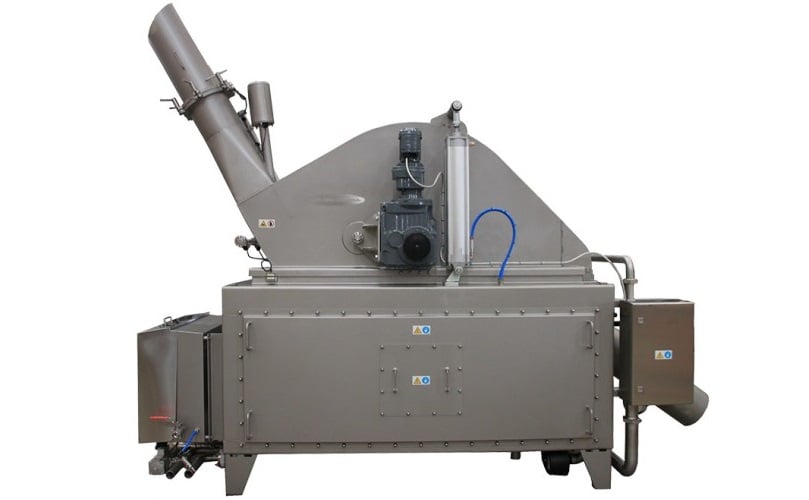 The E-FLO uses Pulsed Electric Field (PEF) technology to send electric fields through the potato. The E-FLO uses Pulsed Electric Field (PEF) technology to send electric fields through the potato.