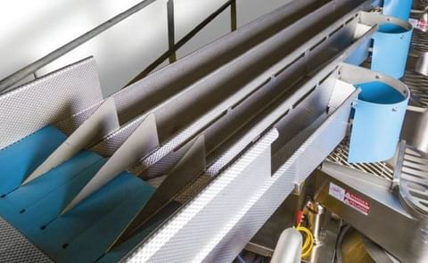 Heat and Control Fastlane slicer infeed conveyors offer easy, safe and cost-effective delivery of a singulated stream of potatoes to multiple slicers. Heat and Control Fastlane slicer infeed conveyors offer easy, safe and cost-effective delivery of a singulated stream of potatoes to multiple slicers.