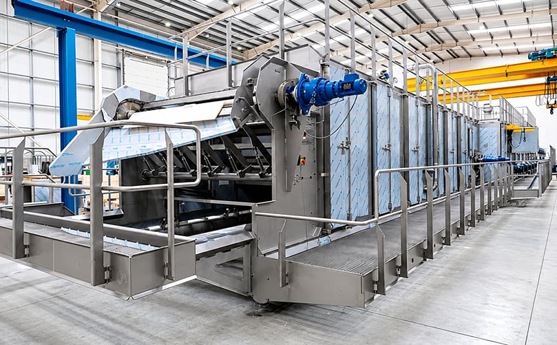 The Tek-Dry French Fry Dryer uses a single-pass design for high-throughput French fry drying with controlled moisture removal The Tek-Dry French Fry Dryer uses a single-pass design for high-throughput French fry drying with controlled moisture removal