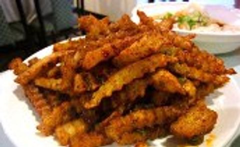 Queens restaurant turns 'Regular' Fry into culinary hot potato Queens restaurant turns 'Regular' Fry into culinary hot potato