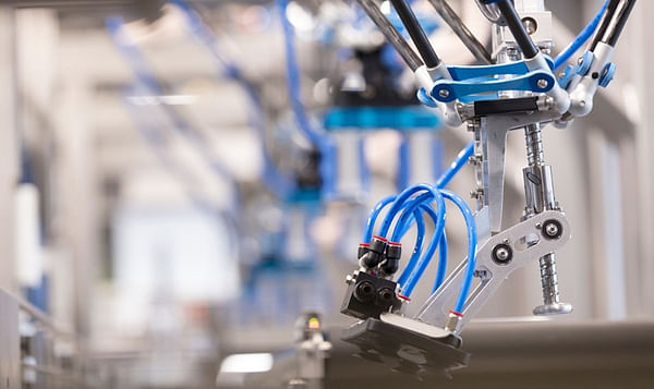 How Does Robotic Case Packing Improve Business Efficiency?
