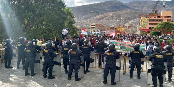 Huánuco: un sector de agricultores protestó frente a sede del gobierno regional