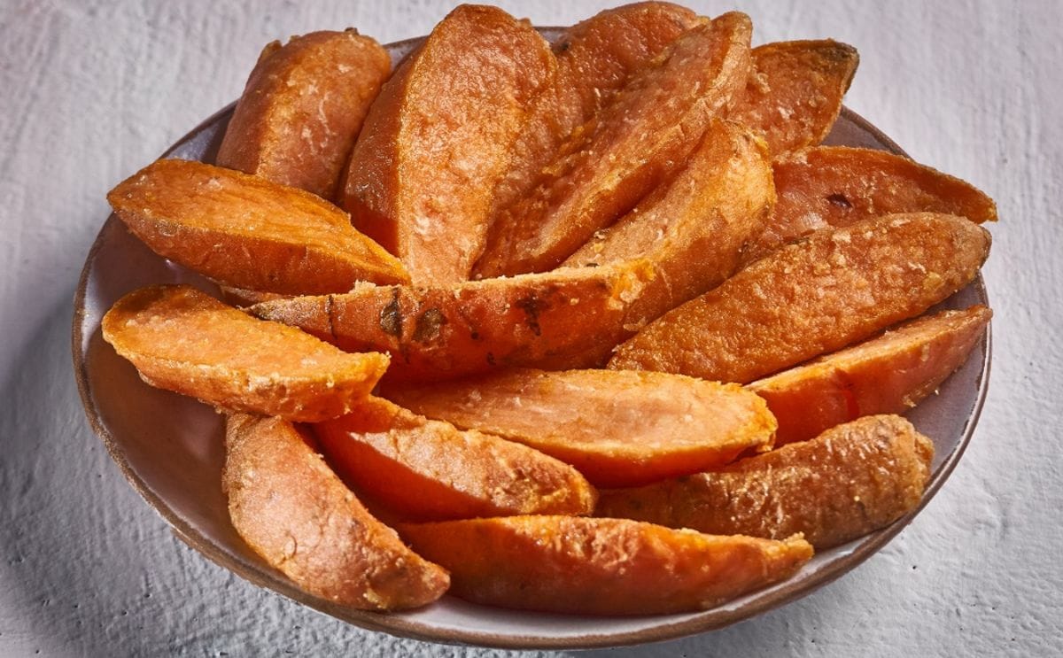 Golden & Crispy Delight: IFCG-Egypt’s freshly harvested frozen sweet potato wedges – blending natural sweetness, perfect crunch, and premium quality in every bite!