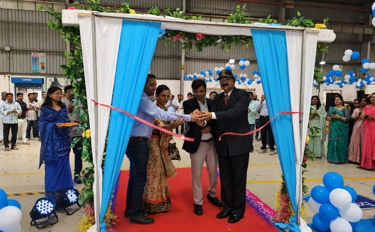 Shri Vibracion Technologies inaugurates its new Experience Center during its 9th Foundation Day celebrations with a ribbon-cutting ceremony attended by company officials, employees and guests.