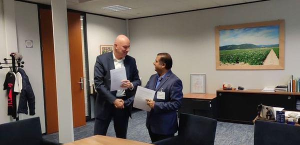 A famous farmers&#039; cooperative in Holland joins hands with Pune-based potato supply chain S.V. Agri to develop and produce high-yield varieties uniquely suitable for Indian conditions.