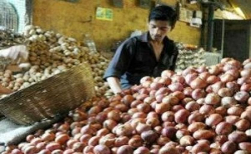 India to store potatoes and onions to avoid abnormal price increase