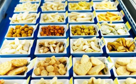 The Interpom | Primeurs 2016 Tradeshow truly covers the entire potato production chain: potato varieties and seed potatoes, crop protection, agricultural machinery, storage, processing and packaging equipment and processed potato products. The Interpom | Primeurs 2016 Tradeshow truly covers the entire potato production chain: potato varieties and seed potatoes, crop protection, agricultural machinery, storage, processing and packaging equipment and processed potato products.