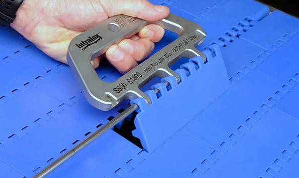 The Intralox Belt Puller enables simpler, faster and safer belt handling.