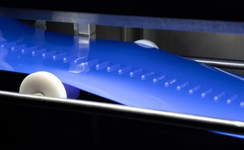 Intralox - LugDrive Series 8140 Intralox - LugDrive Series 8140