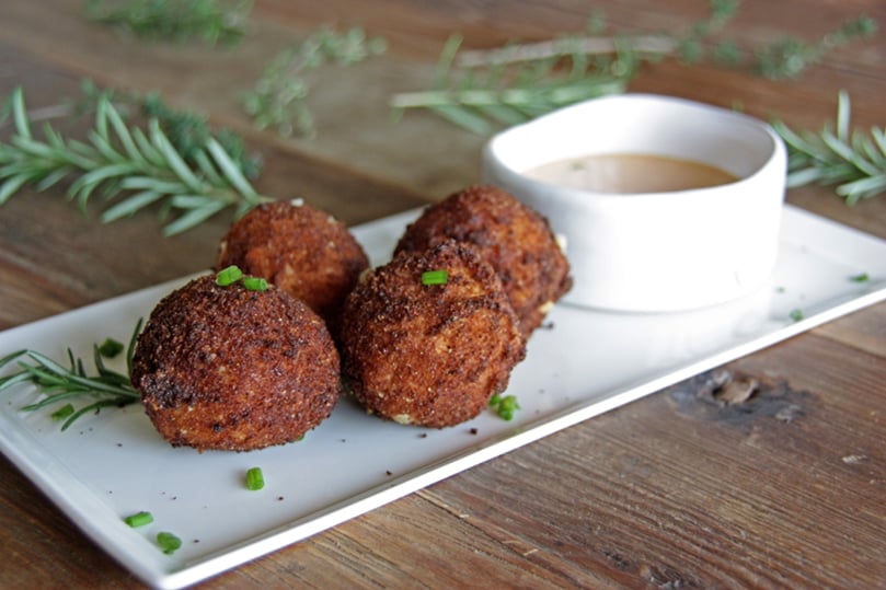 Mashed-Up Kimchi Reuben Tater Bombs with Sweet Onion & Gochujang Aioli
by Crystal Schlueter, Northglenn, Colorado Mashed-Up Kimchi Reuben Tater Bombs with Sweet Onion & Gochujang Aioli
by Crystal Schlueter, Northglenn, Colorado