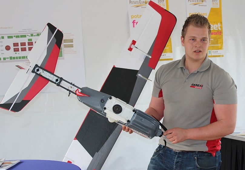 Jannick Pelle of Hamoen-Tractoren presented the Precision project in the cultivation of the potatoes of PotatoEurope Jannick Pelle of Hamoen-Tractoren presented the Precision project in the cultivation of the potatoes of PotatoEurope