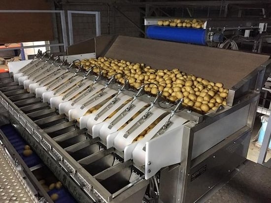 Een stuk van de nieuwe verpakkingslijn (multiheadweigher) bij Nedato Een stuk van de nieuwe verpakkingslijn (multiheadweigher) bij Nedato