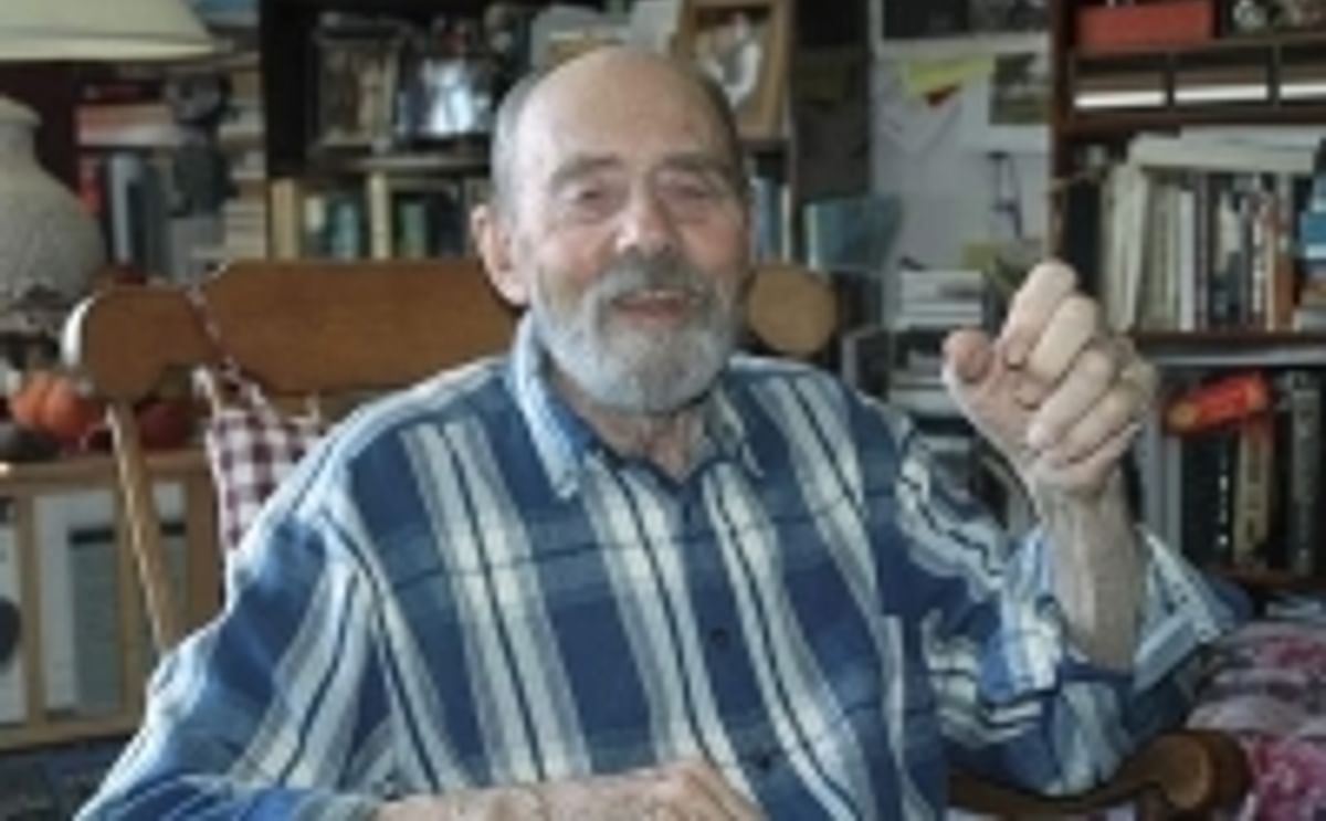 <em>Edit News</em> Potato breeder leaves mark on industry <em>Edit News</em> Potato breeder leaves mark on industry