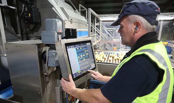 Cockerill Relies on Key Technology’s Herbert OCULUS Optical Sorters for Whole Potatoes