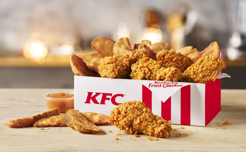 KFC’s Hot & Spicy Wings paired with crispy Potato Wedges for the ultimate flavor-packed combo.
