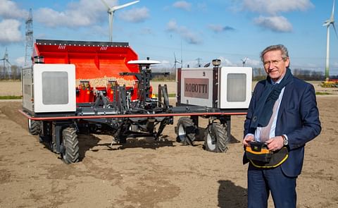 Local mayor kicks off potato planting season for PotatoEurope 2021 Local mayor kicks off potato planting season for PotatoEurope 2021