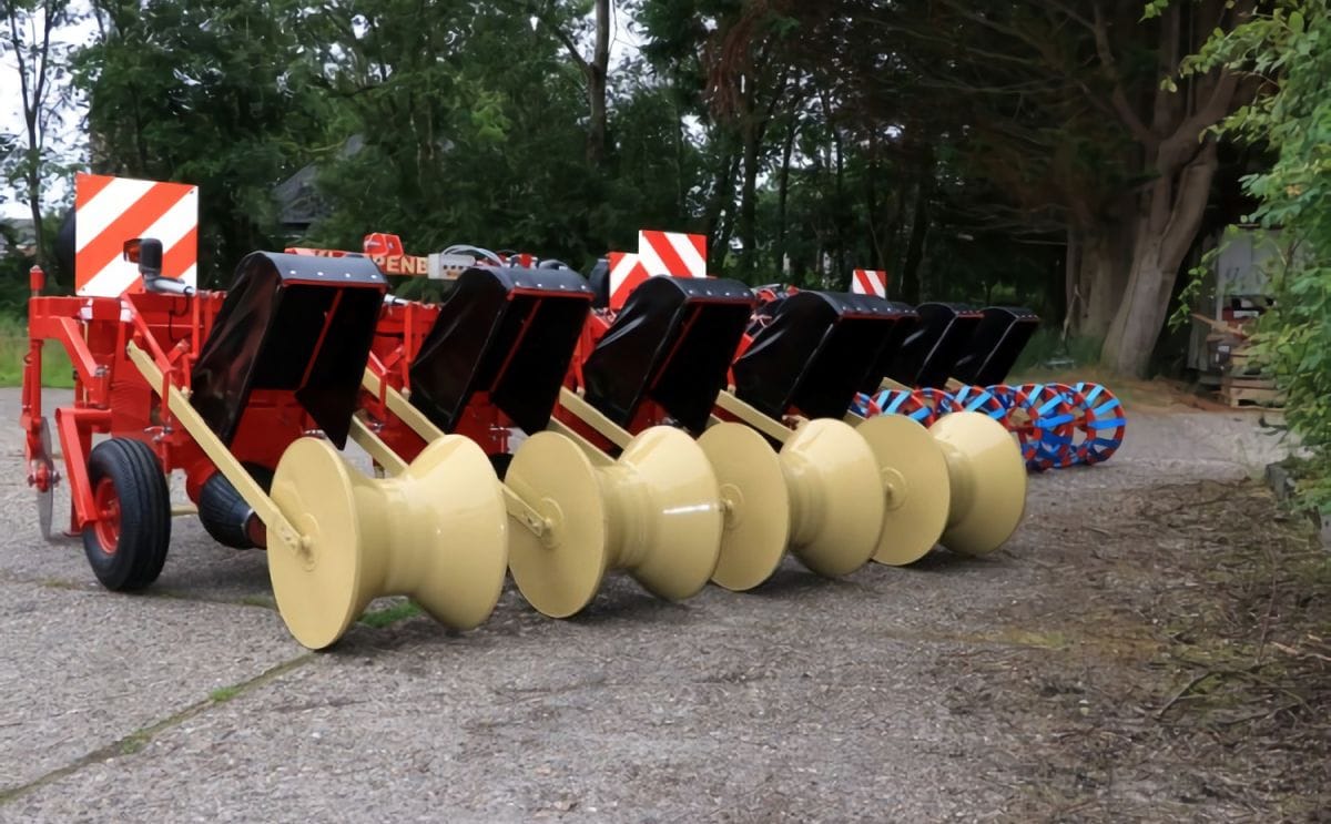Kloppenburg Machinebouw Mechanical Haulm Puller Kloppenburg Machinebouw Mechanical Haulm Puller
