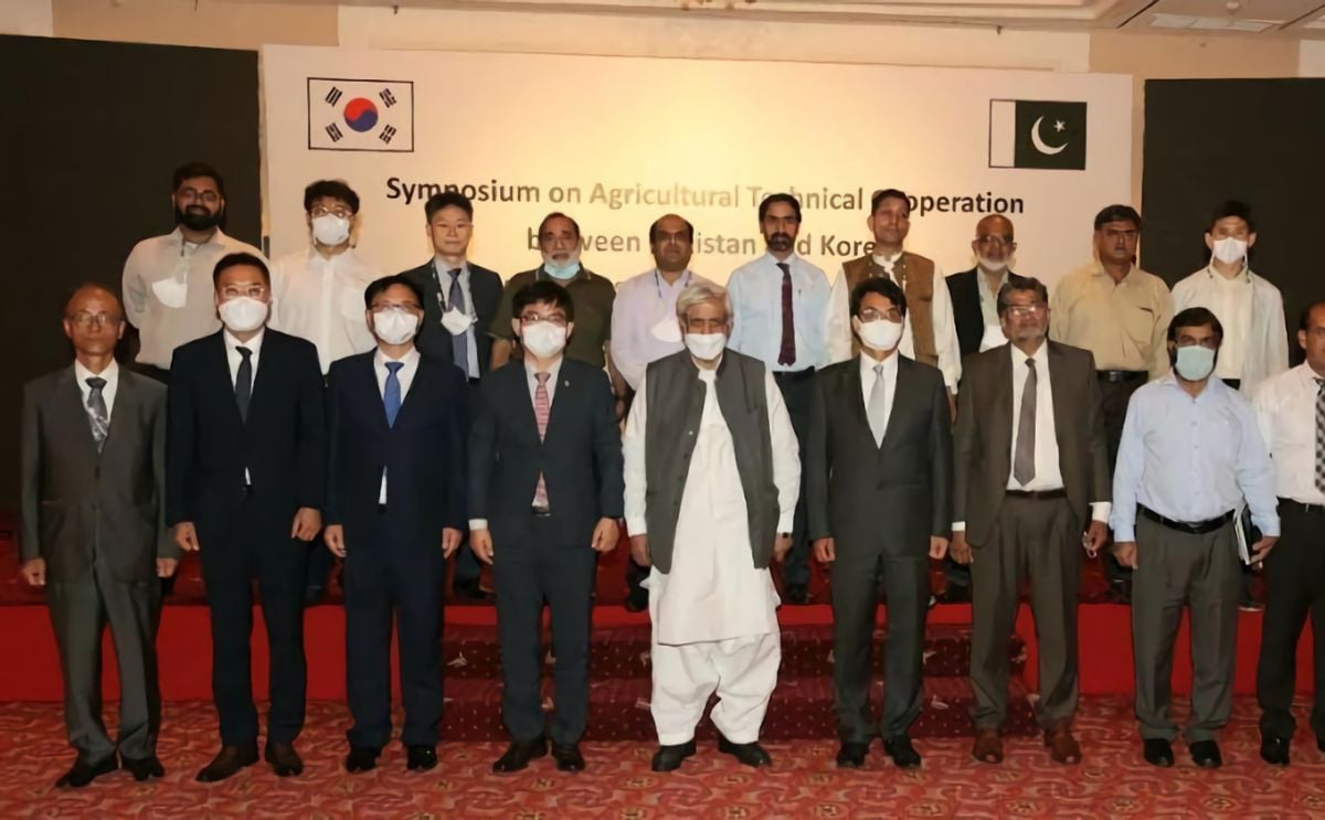 KOPIA Pakistan Centre and Aeroponic Potato Seed Production System inaugurated at NARC KOPIA Pakistan Centre and Aeroponic Potato Seed Production System inaugurated at NARC