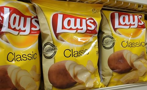 Lay’s flavored potato chip bags have fewer chips inside than Regular Lay's Lay’s flavored potato chip bags have fewer chips inside than Regular Lay's