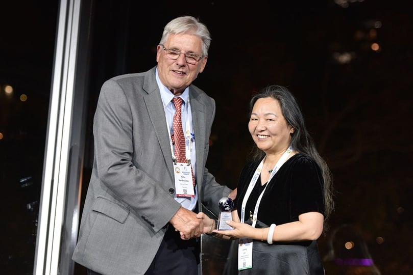 Award presented to distinguished Dr. Liping Jin, China by WPC President, Dr. Peter VanderZaag Award presented to distinguished Dr. Liping Jin, China by WPC President, Dr. Peter VanderZaag