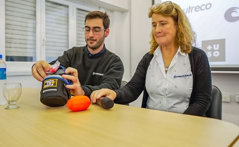 Luciano Velázquez, creador de la Papatrónica, tecnología para evitar pérdidas en la producción de papa. Luciano Velázquez, creador de la Papatrónica, tecnología para evitar pérdidas en la producción de papa.