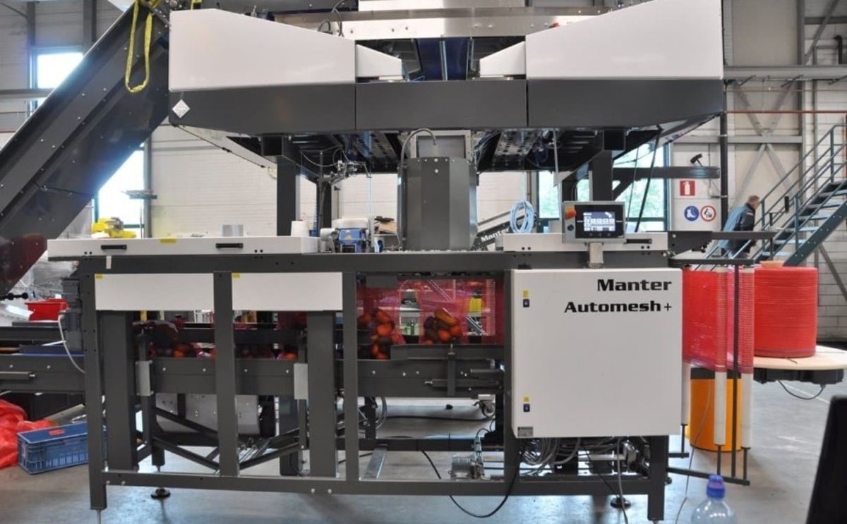 APH Group - Manter AutoMesh rollstock baggers for mesh bags