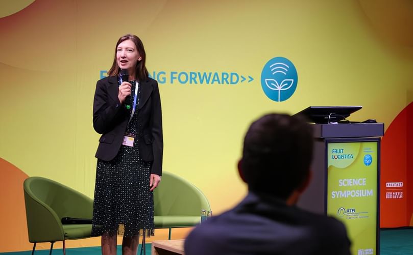 Manuela Zude-Sasse, Líder del Grupo de Horticultura de Precisión en el Instituto Leibniz de Ingeniería Agrícola y Bioeconomía (ATB) Manuela Zude-Sasse, Líder del Grupo de Horticultura de Precisión en el Instituto Leibniz de Ingeniería Agrícola y Bioeconomía (ATB)