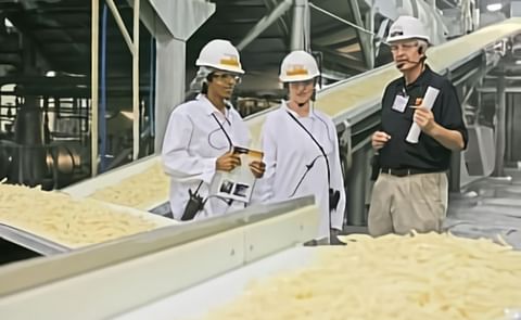 McDonald’s shows Moms the production of its World Famous French Fries McDonald’s shows Moms the production of its World Famous French Fries