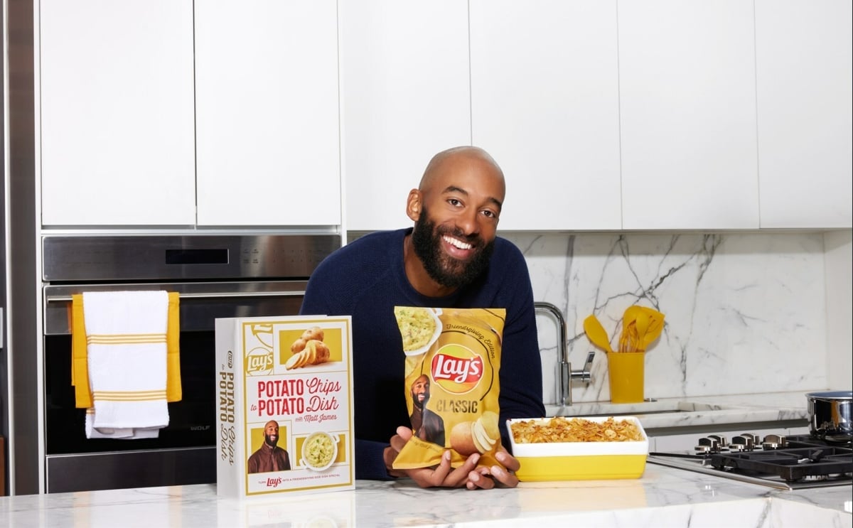 LAY’S® and Matt James Celebrate Friendsgiving with Mashed Potatoes Made from Lay’s Potato Chips. LAY’S® and Matt James Celebrate Friendsgiving with Mashed Potatoes Made from Lay’s Potato Chips.