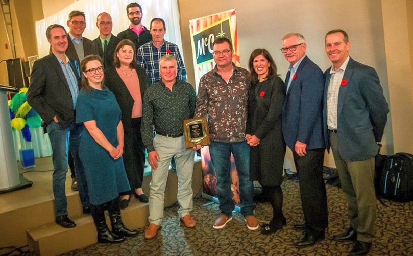 The 2018 Top Innovator Grower award presented to S.B. Vegetable Growers of Portage La Prairie, MB by executives from McCain Foods. The 2018 Top Innovator Grower award presented to S.B. Vegetable Growers of Portage La Prairie, MB by executives from McCain Foods.