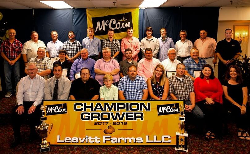 Front row, left to right:, McCain VP of Integrated Supply Chain Dale McCarthy, Easton Plant Manager Dave Giroux, McCain Champion Growers Lloyd Leavitt, Landen Leavitt, Randy Leavitt, Lori Leavitt, Robert Butler, VP of Agriculture NA Christine Wentworth, Field Department Senior Field Rep Brianne O’Leary.Middle Row left to right: Wayne Bradbury, Derek Kilcollins, Dana Wright, Brent Edgecomb, Taylor Butler, Kyle Blackstone, Clayton Roy, Ryan Guerrette,Back Row left to right: Field Department Field Rep Jim Clark, Director of Agriculture NA David Good, Keith Labrie, Jacob Labrie, Dane Kingsbury, Colby Kingsbury, Ben Blackstone, Breen Blackstone, Brett Butler, Chairman of McCain Foods Limited Allison McCain, Field Department Scheduler/Storage Manager Brent Bradley, Field Department Manager Bart Bradbury
Front row, left to right:, McCain VP of Integrated Supply Chain Dale McCarthy, Easton Plant Manager Dave Giroux, McCain Champion Growers Lloyd Leavitt, Landen Leavitt, Randy Leavitt, Lori Leavitt, Robert Butler, VP of Agriculture NA Christine Wentworth, Field Department Senior Field Rep Brianne O’Leary.Middle Row left to right: Wayne Bradbury, Derek Kilcollins, Dana Wright, Brent Edgecomb, Taylor Butler, Kyle Blackstone, Clayton Roy, Ryan Guerrette,Back Row left to right: Field Department Field Rep Jim Clark, Director of Agriculture NA David Good, Keith Labrie, Jacob Labrie, Dane Kingsbury, Colby Kingsbury, Ben Blackstone, Breen Blackstone, Brett Butler, Chairman of McCain Foods Limited Allison McCain, Field Department Scheduler/Storage Manager Brent Bradley, Field Department Manager Bart Bradbury